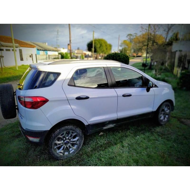 Ford EcoSport FreeStyle 2015 – Único dueño, papeles al día, lista para viajar - 3