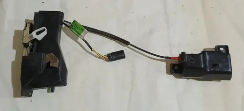 Cerradura Con Manija Delantera Derecha Electrica Escort 98/0