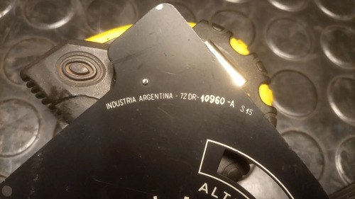 Cuadrante Alternador / Aceite Ford Falcon 73 / 81 Negro - 4