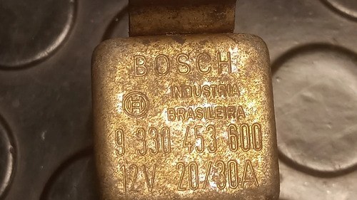 Relay Bosch Chapa 12v 20/30a Vehículos Clásicos Dorado - 4