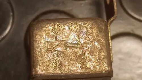 Relay Bosch Chapa 12v 20/30a Vehículos Clásicos Dorado - 6