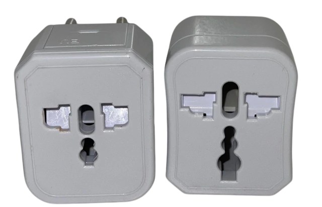 ADAPTADOR INTERNACIONAL UNIVERSAL *