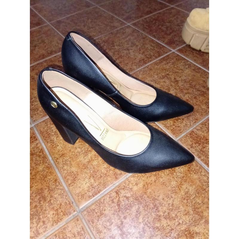 Zapatos stiletto