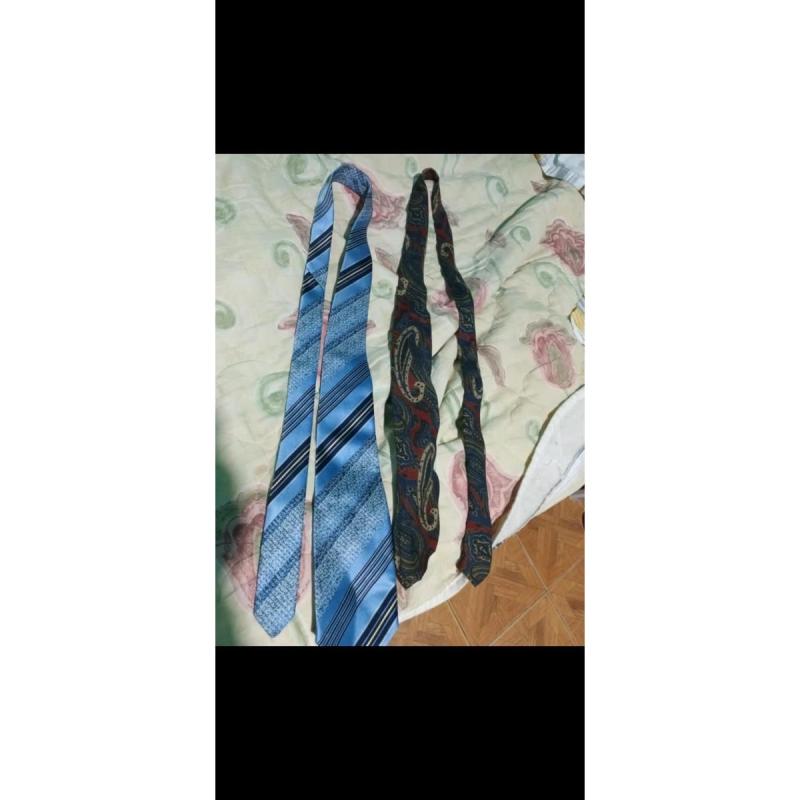 2 corbatas de hombre