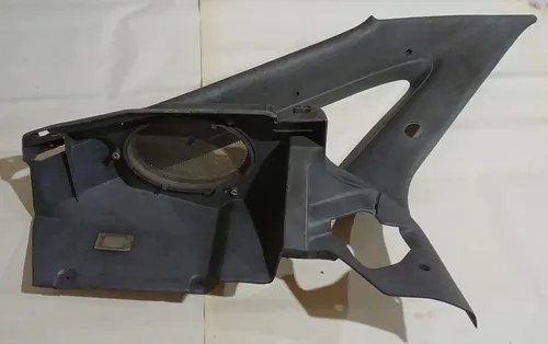 Moldura Ventilete Inter Trasera Izquierda Ford Escort 97/03
