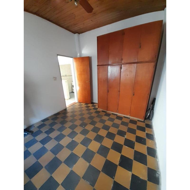Ph 2 Ambientes Con Patio Y Lavadero, Lateral, A Reciclar Oportunidad - 9/15