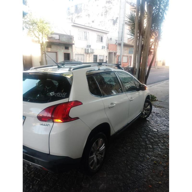 PEUGEOT 2008 (2016) - Primera mano
