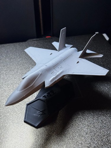 Avion Jet De Combate F35 3d Plata - 3