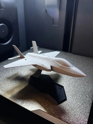 Avion Jet De Combate F35 3d Plata - 5