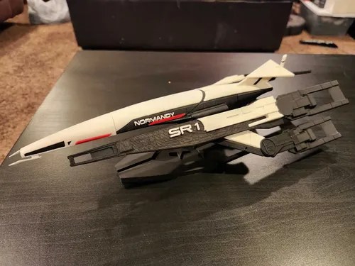 Nave Mass Effects Ssv Normandy Sr1 3d - 3