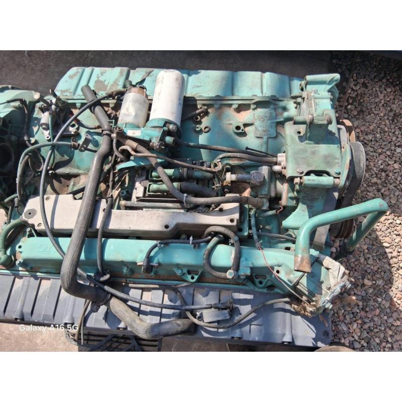 Volvo Motor 440 AÑo 2009 Con Ramales,04 Y Acelerador Mendoza Completo