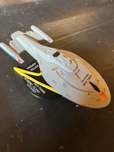 Uss Voyager Nave Star Trek 3d - 2