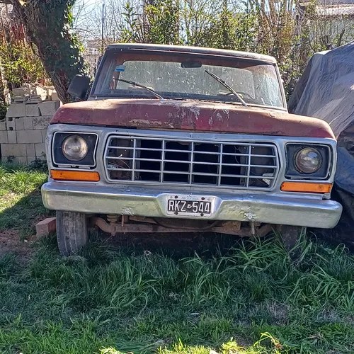 Ford F-100 3.9d Lujo - 2