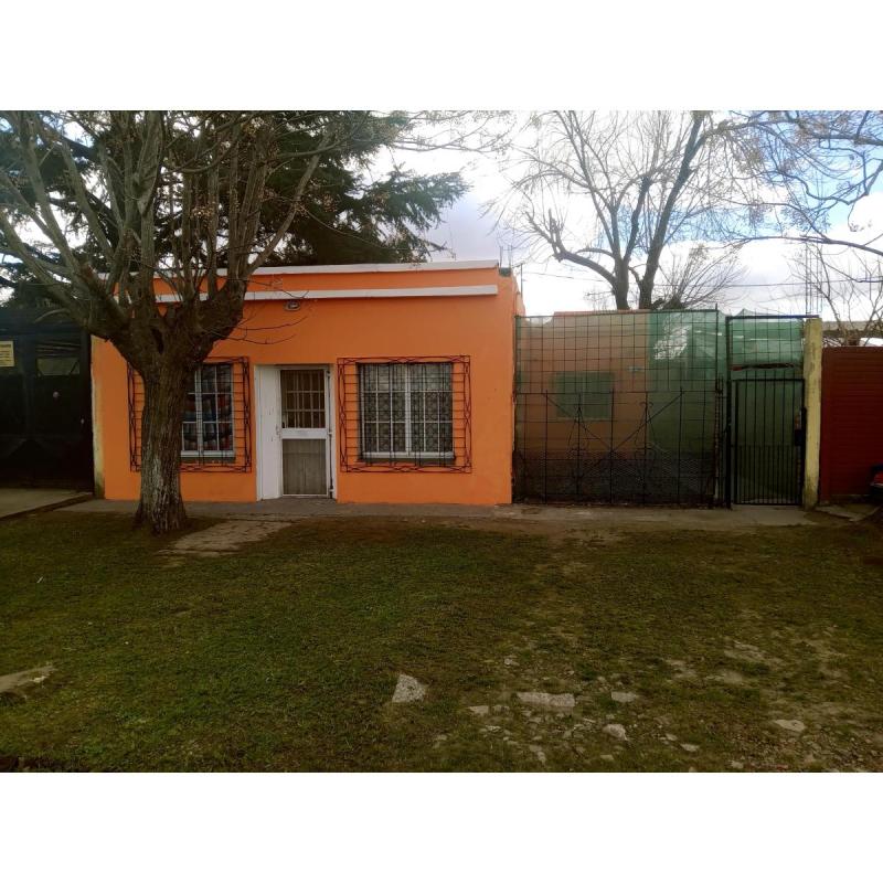 Vendo casa en el Pato Berazategui