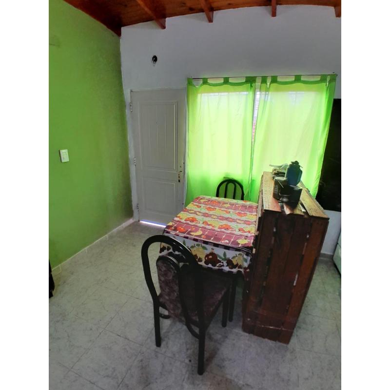Vendo casa en el Pato Berazategui - 9