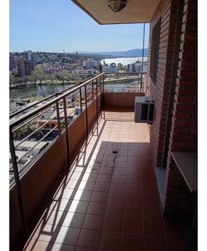 Departamento En Venta Sobre Peatonal Villa Carlos Paz Vista Al Lago