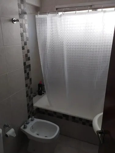 Semipiso De 3 Ambientes Con Dependencia - Excelentes Vistas - 9