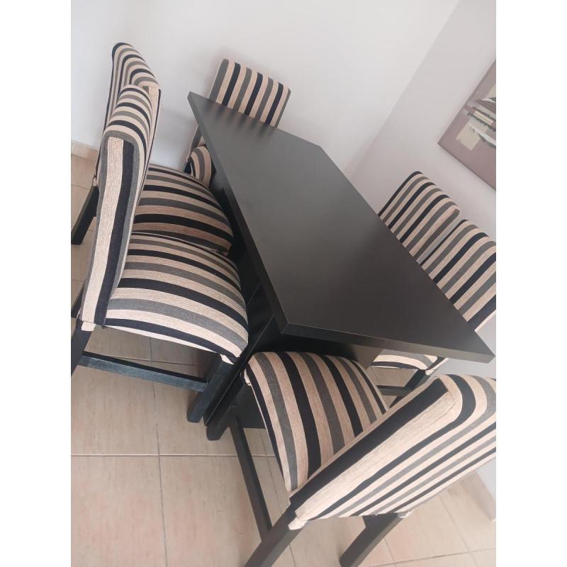 Mesa de living con 6 sillas chenille - 4