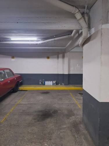 Cocheras Cubiertas Portón Automático