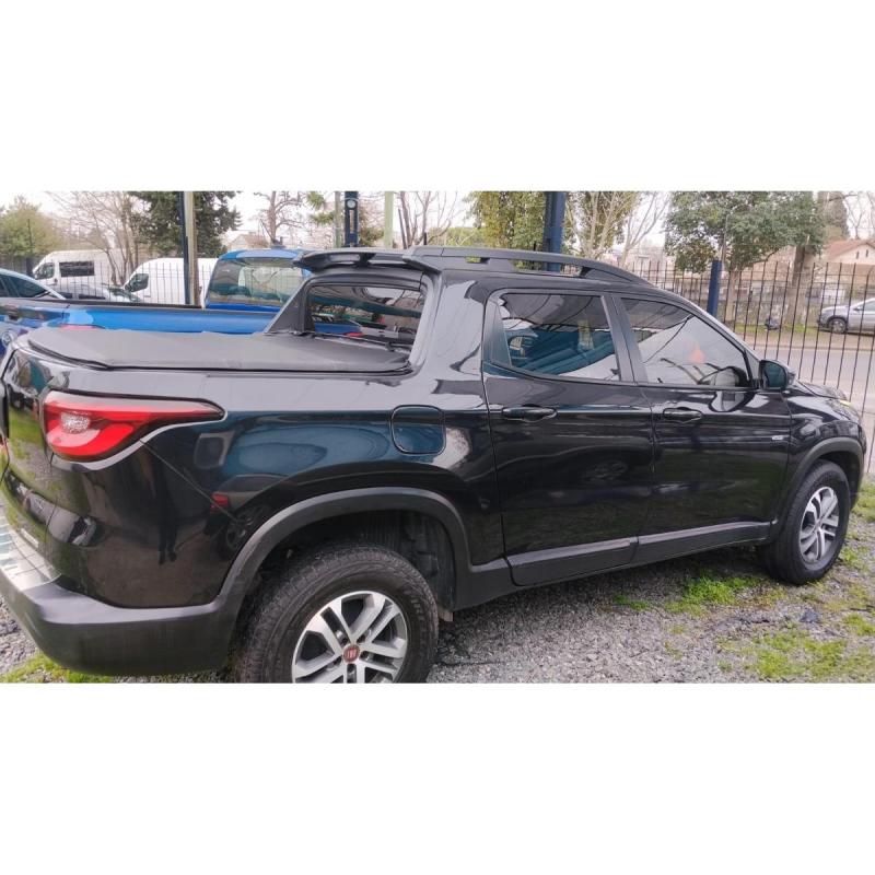 Fiat Toro 2018 FREEDOM 2.0 Turbo - MANUAL - 4X2