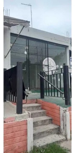 Oportunidad De Alquiler: Local Comercial En Villa Carlos Paz