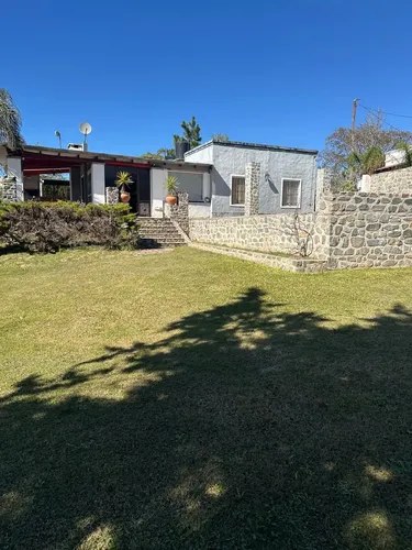 Casa Con Pileta, Quincho Y Vista Al Cerro. Un Lugar Para Descansar Y Vivir En Familia