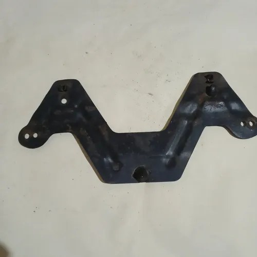 Soporte Patente Ford Fiesta/escort Original Negro