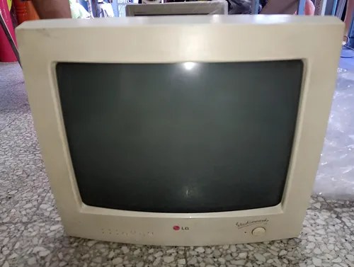 Monitor Color Para Pc LG Studioworks Usado 11,5 Gris