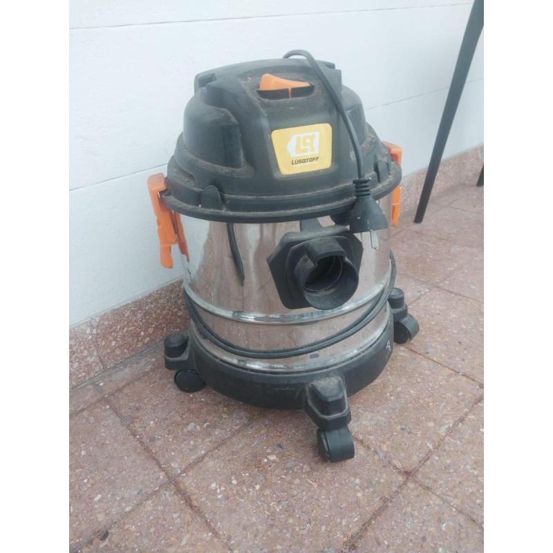 Aspiradora industrial 1500 M Lusqtoff 15 Lt 1400w usada