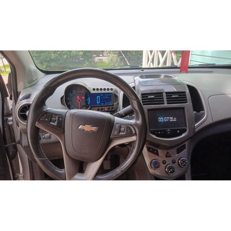 Chevrolet Sonic LTZ 1.6 MT 4 Puertas Nafta - 9
