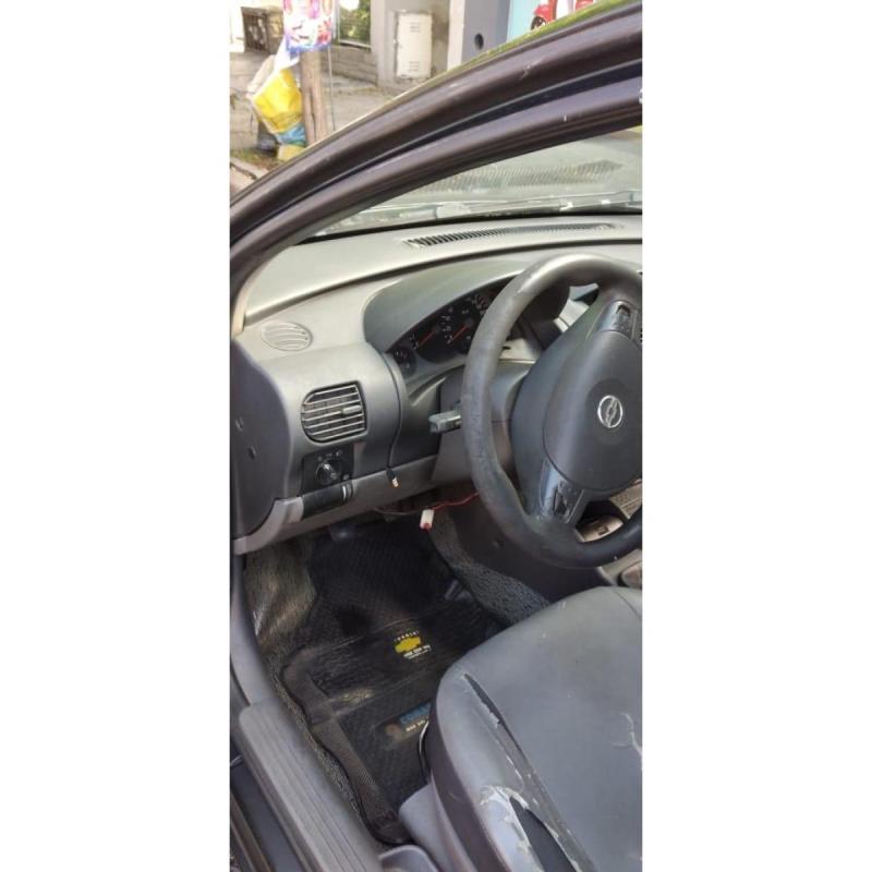 Corsa 2 2004 - 7