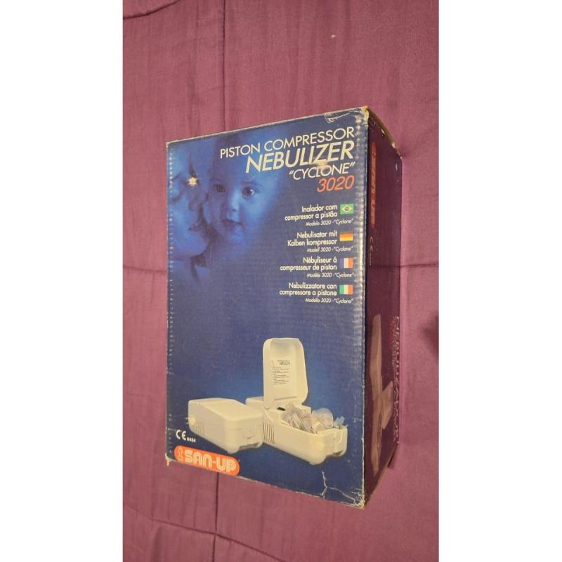 Nebulizador Cyclon Stand Up a Pistón 3020
