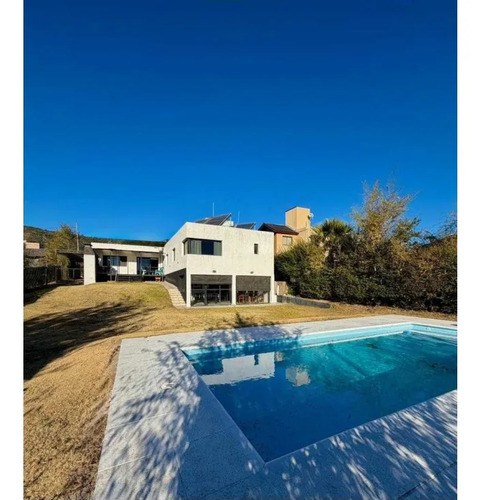 Casa En Venta B° Cerrado El Dorado 2san Antonio De Arredondo