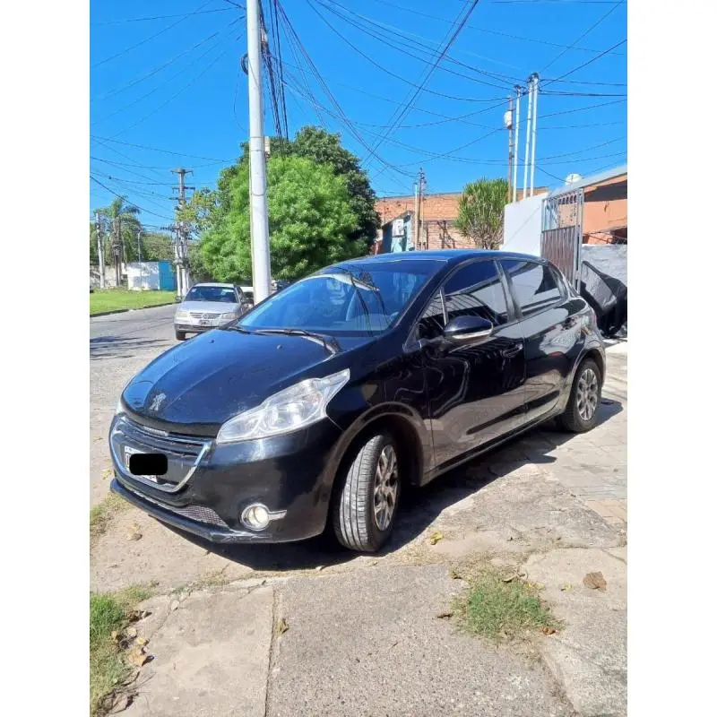 Peugeot 208 1.6l Allure Touchscreen mod. 2015