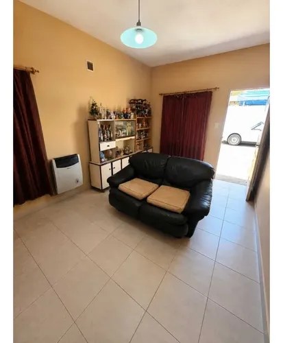Inversión Casa +dpto+galpon Zona R4 A 50 Mts De Avda - 8