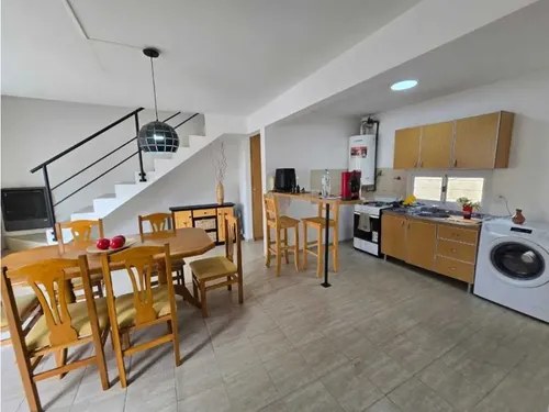 Vendo Hermoso Dúplex Ubicado A 200 M De La Avenida Amplio Y Cómodo - 12