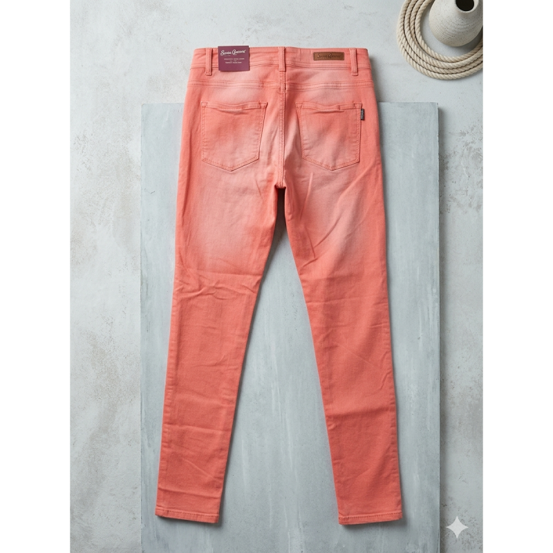 Pantalon de marca Kevington nada de uso - 3