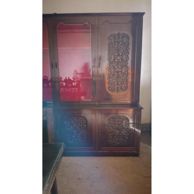 MUEBLE COMEDOR + SILLA CON 8 SILLAS - ANTIGUO Y TALLADO - 6