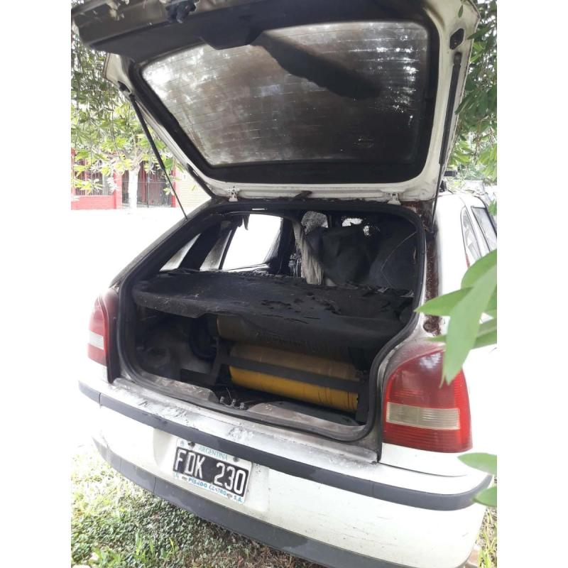 Volkswagen Gol 2005 1.6 - 2