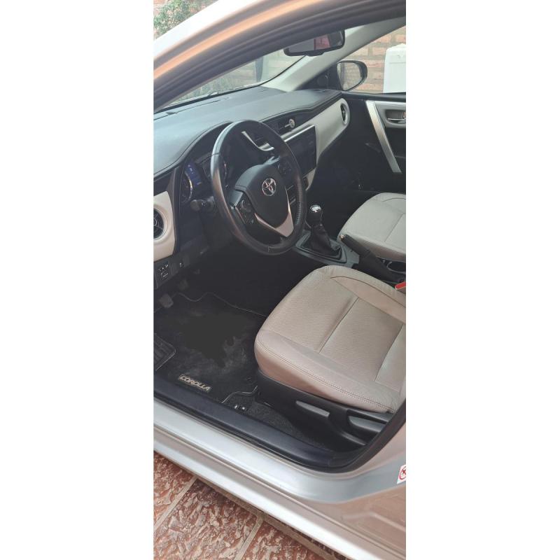 Toyota Corolla 2017 XEi Pack MT - 6