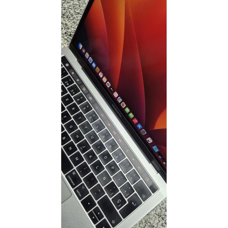 Apple Macbook Pro I5 Touchbar - 2