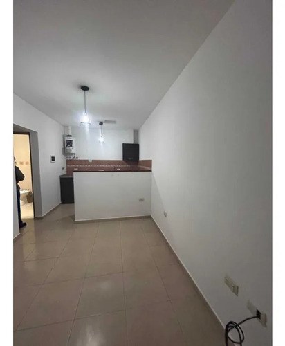Alquilo Anual Dpto 1 Dorm Zona Cucu