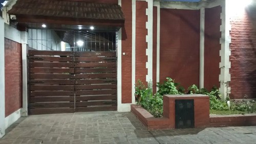 Casa En Venta 6 Amb. San Antonio De Padua - 2