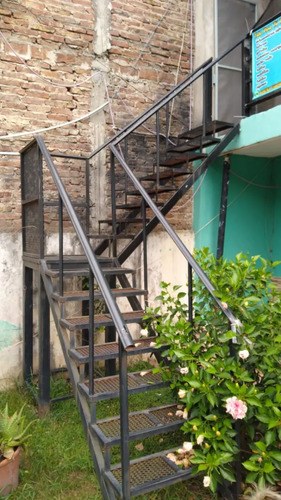 Casa En Venta En Merlo - 4