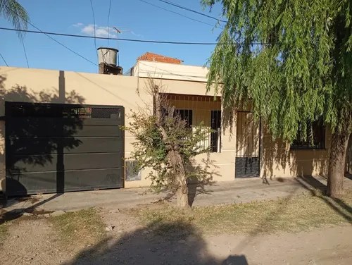Casa En Venta En Parque San Martin - 2