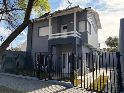 Excelente Casa En Venta 3 Amb En San Antonio De Padua Merlo