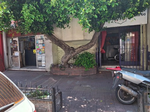 Importante Edificio Gimnasio Dojo Vivienda En Venta Ciudadela - 2