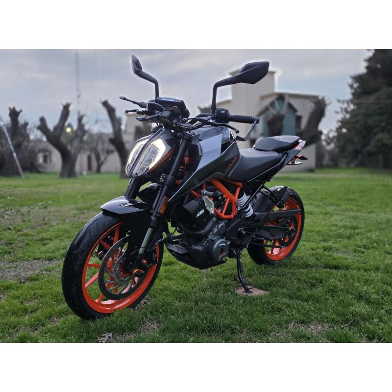 KTM DUKE 390 - AÑO 2022 - 3500 KM - 9