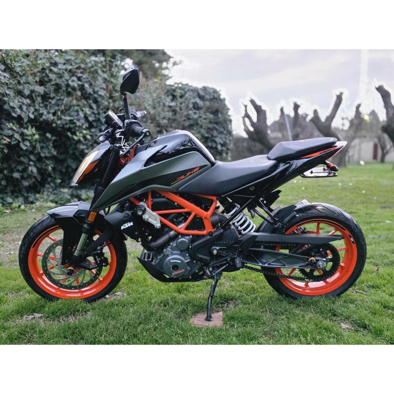 KTM DUKE 390 - AÑO 2022 - 3500 KM - 12