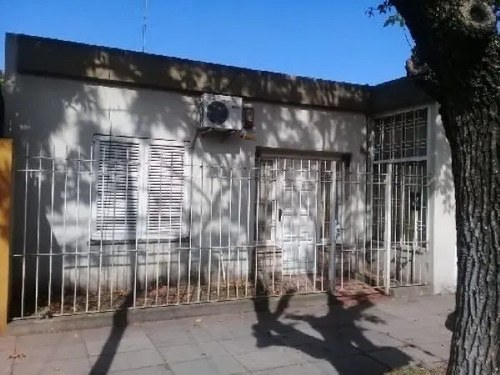 Ph Tipo Casa En Venta En Merlo Centro 5 Amb.